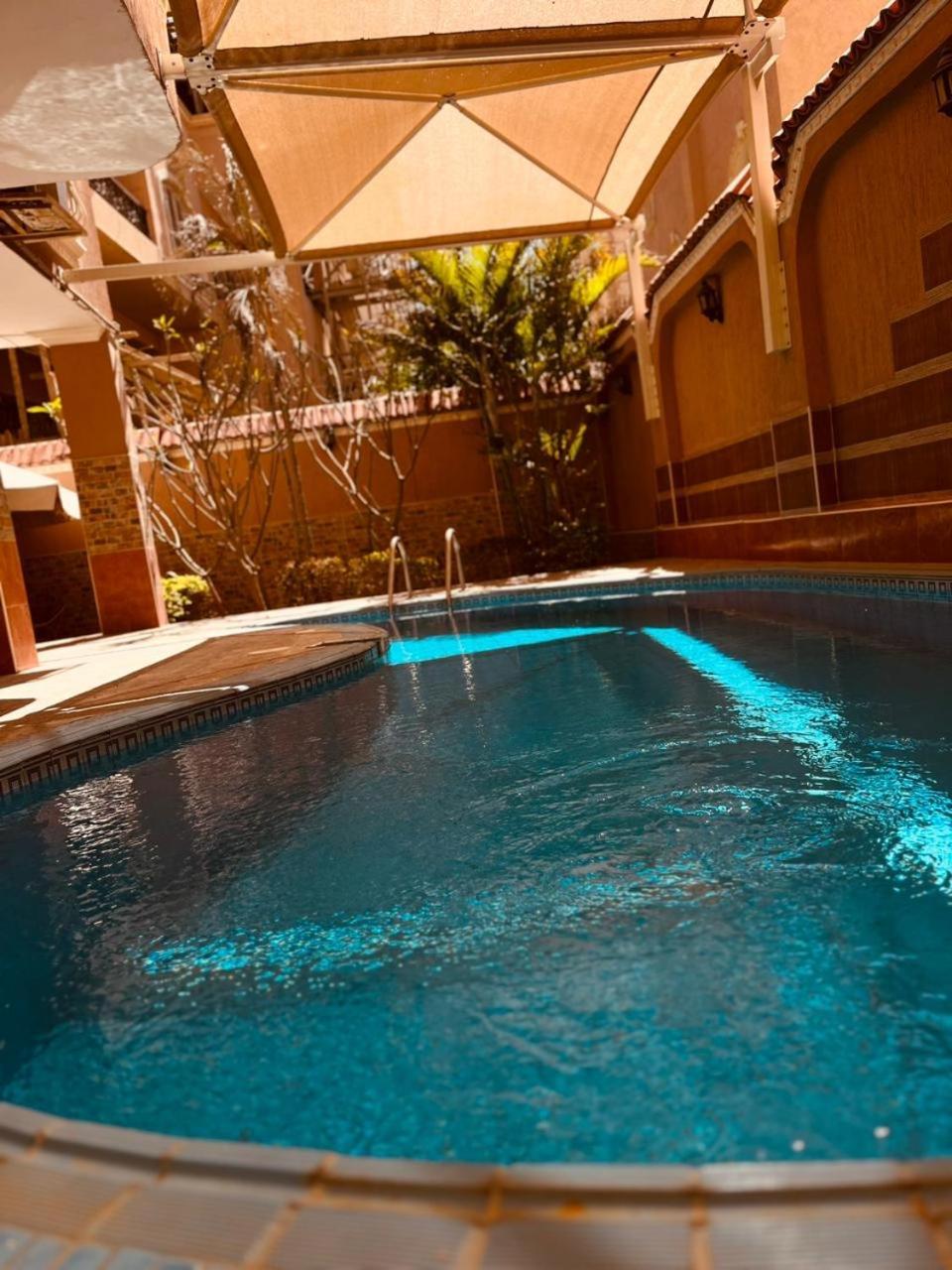 Appartement Hidden Gem With Pool Access In New Le Caire Extérieur photo