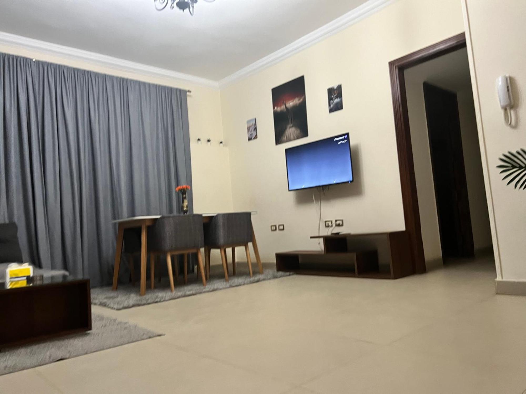 Appartement Hidden Gem With Pool Access In New Le Caire Extérieur photo